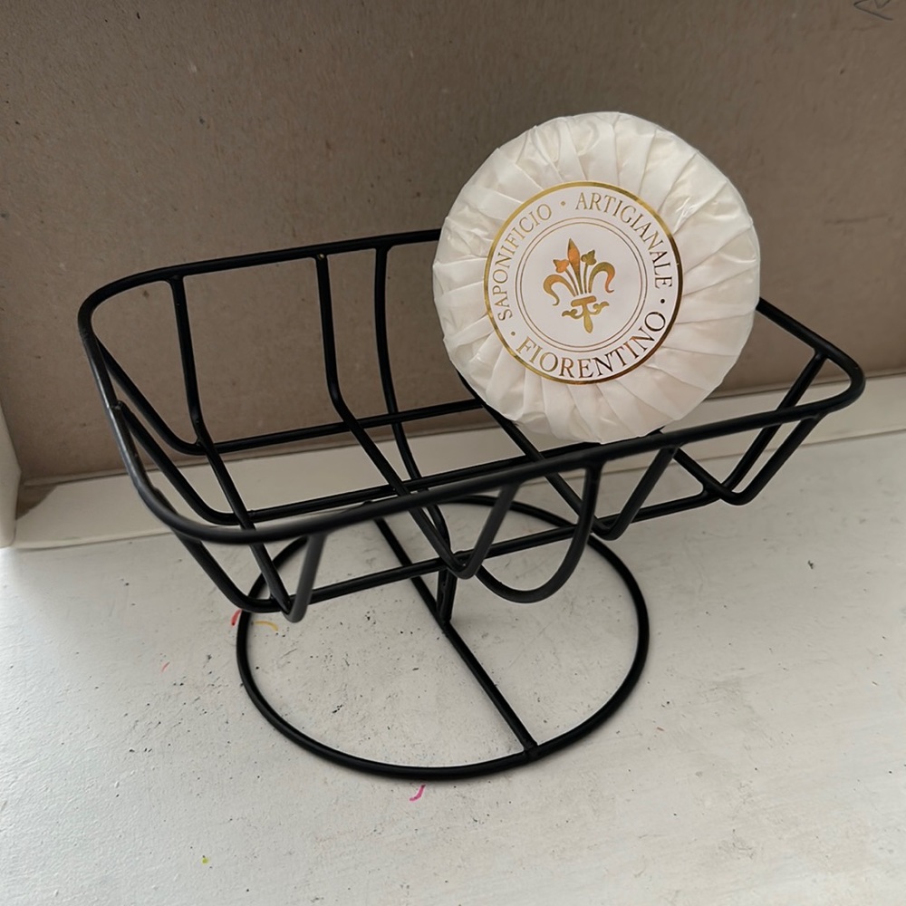 AULD HOME DESIGN Vintage Soap Dish NWOT
